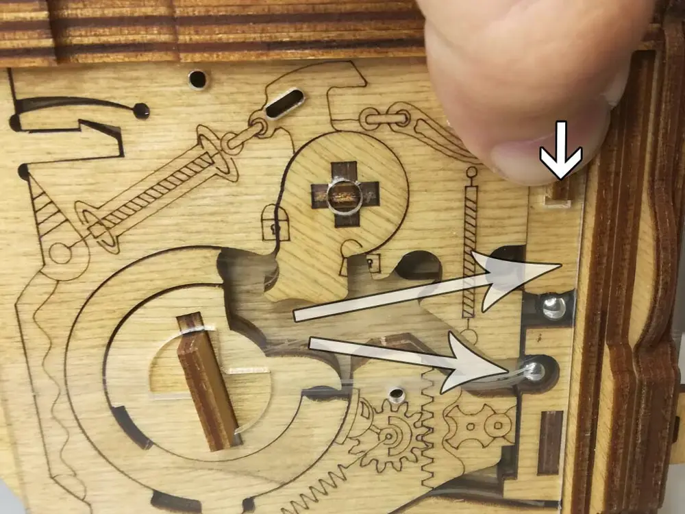 Cambridge Labyrinth – Ripristino – Rimontare la cluebox