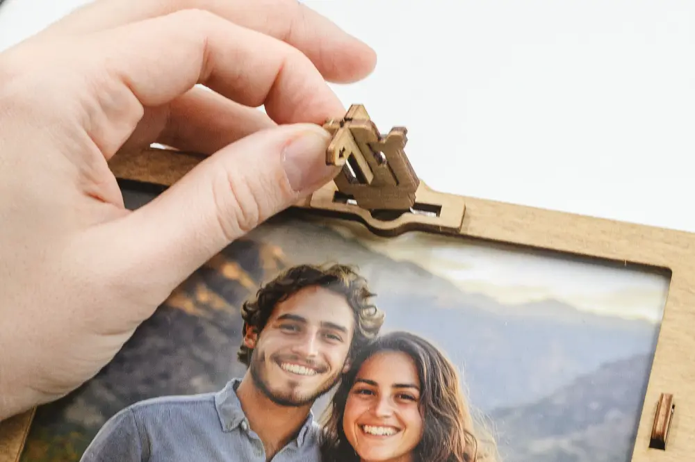 CLUEFRAME – Configurazione – Montaggio dei supporti e dell'inserto di blocco