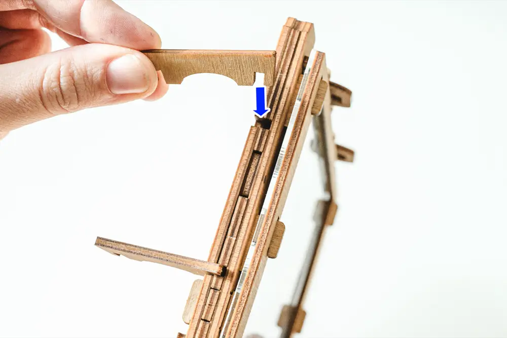 CLUEFRAME – Configurazione – Montaggio dei supporti e dell'inserto di blocco