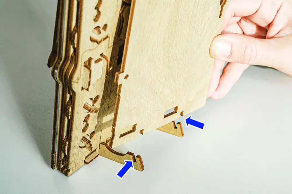 CLUEFRAME – Configurazione – Montaggio dei supporti e dell'inserto di blocco