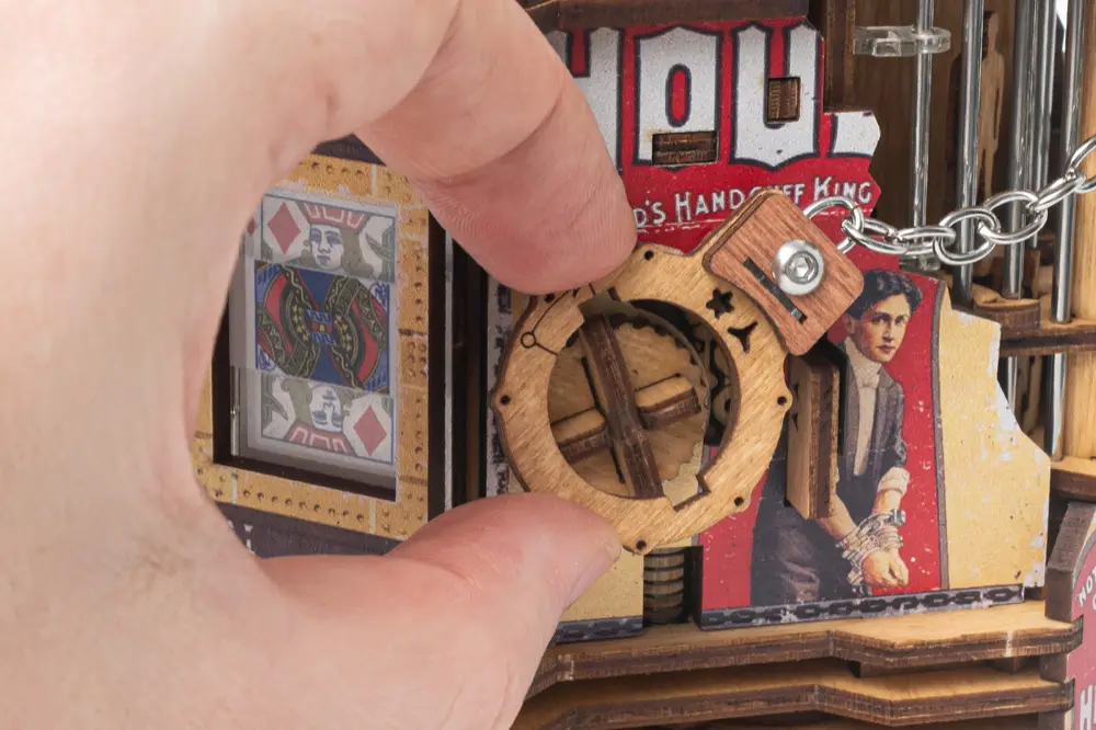 Houdini's Magic Escape – Enigma 4 – Soluzione