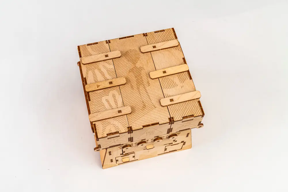 Cosmic Artifact – Passo 1 – Soluzione